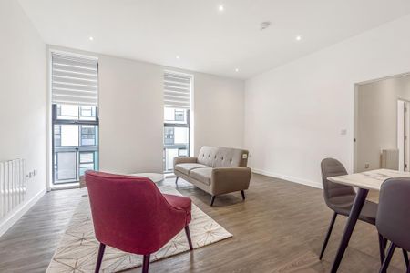 2 bedroom flat to rent - Photo 2