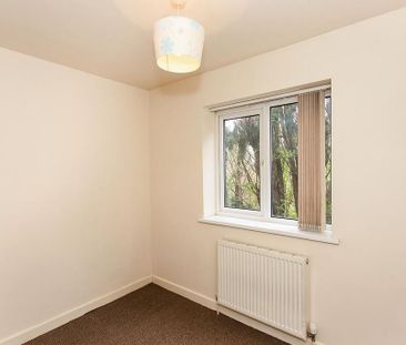 2 bedroom maisonette to rent - Photo 2