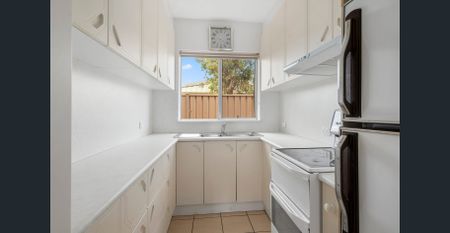 2-Bedroom Ground Floor Unit – White Goods Included! - Photo 2