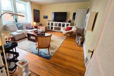 For Lease - 297 1/2 Crichton Street, New Edinburgh - Lindenlea, Ontario - Photo 2