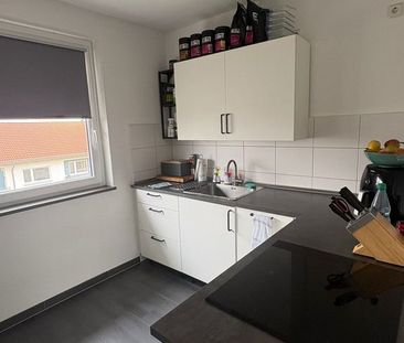 Frisch sanierte freundliche 3 Zimmerwohnung zum 01.09.2022 zu vermi... - Foto 2