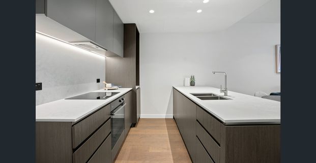 AUSTRALIAN LUXURY THAT FEELS LIKE HOME! - Photo 1