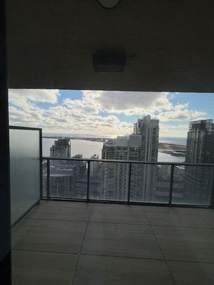 For Lease - 1 Concord Cityplace Way Unit# 4607, Toronto, Ontario - Photo 1