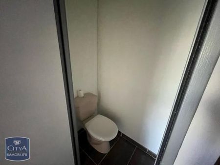 Location Appartement 1 pièce 32m² CHAMALIERES 63400 - Photo 4