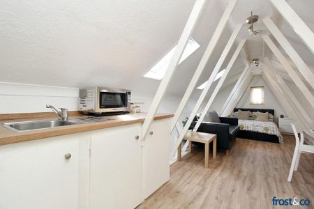 Studio to rent - Photo 4