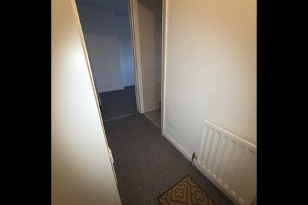2 Bed Semi-Detached House, Bisley Grove, B24 - Photo 4