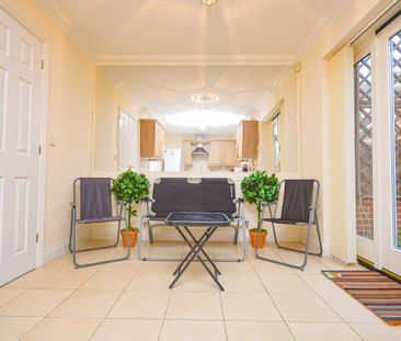 3 bedroom link detached house to rent - Photo 6
