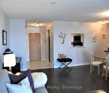 2411 5 Concorde Place - Photo 2