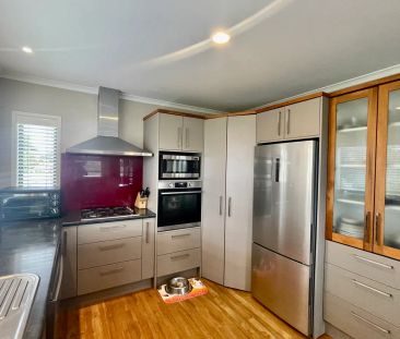 Low Maintenance with River Views! - Photo 6