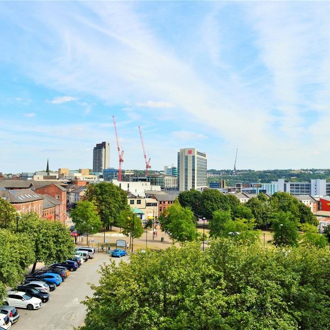 1 bedroom flat to rent - Photo 1