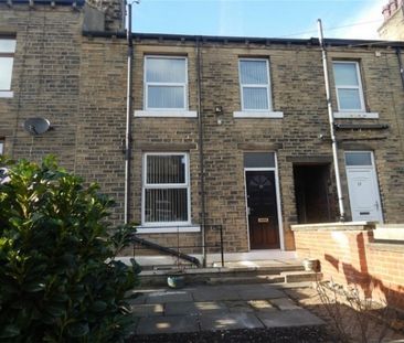 2 Bed - Clement Street, Birkby, Huddersfield, West Yorkshire - Photo 3