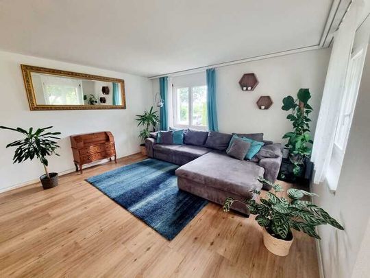 4-ROOM HOUSE IN FRAUBRUNNEN (BE), FURNISHED, TEMPORARY - Photo 1