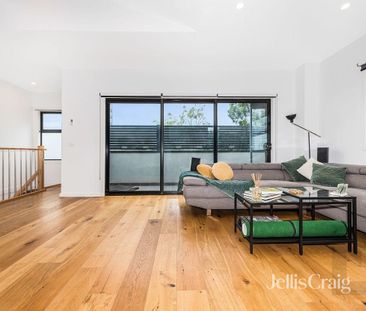 4/15 Cypress Avenue, Brooklyn VIC 3012 - House For Rent | Domain - Photo 3