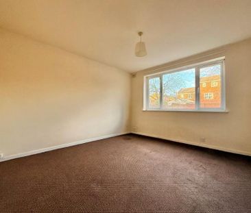 1 Bedroom Apartment To Let - Photo 2