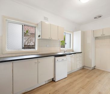75 Galston Road, Hornsby NSW 2077 - House For Rent | Domain - Photo 3