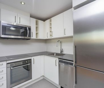 230 Oak Street - Photo 3