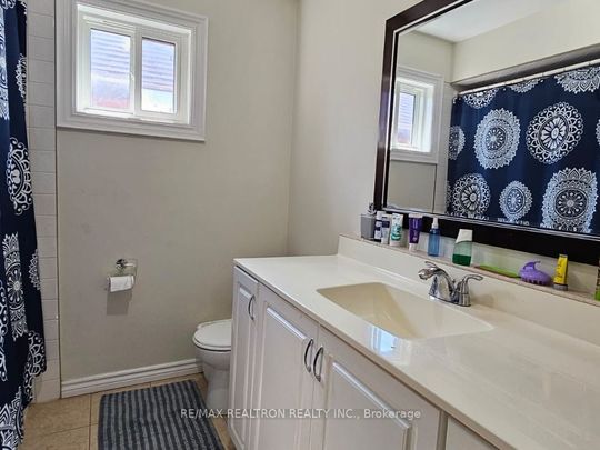 For Lease - 31 Keeble Crescent Unit# Upper, Ajax, Ontario - Photo 1