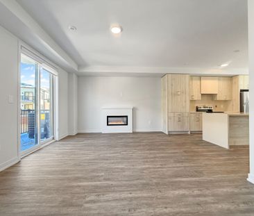 For Lease - 15 Victor Metcalf Lane, Richmond Hill, Ontario - Photo 6