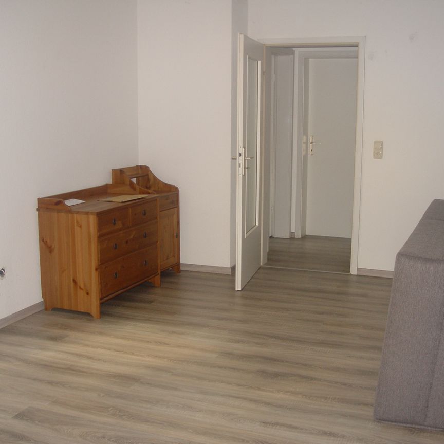 Geräumige Souterrainwohnung - Photo 1