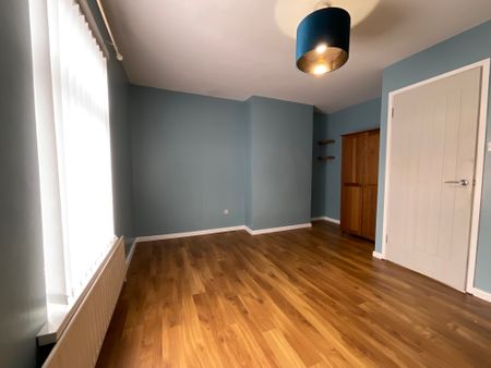 8 North King Street, Belfast, BT13 2GR - Photo 5