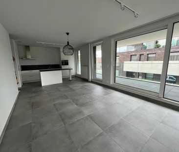 Instapklaar app met 2slpk, terras en parkeerplaats - Foto 1