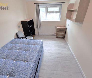 4 bedroom house to rent - Photo 4