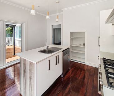 Melling Character Home - Photo 6