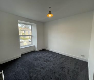 1 bedroom ground floor flat to rent - Photo 3