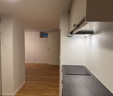 Tvärvägen, Täby - Photo 1