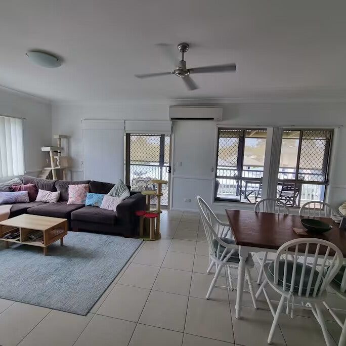 Springfield Lakes - Photo 1