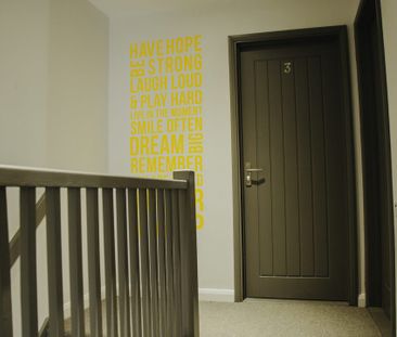 Smart, quiet room, Close to Town Centre - Photo 6