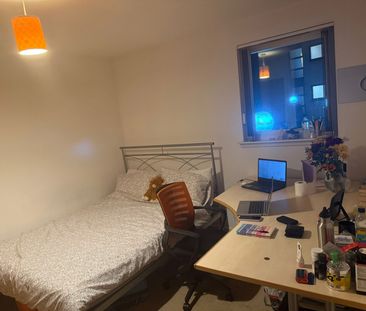 Room in a Shared Flat, Charlotte Street, G1 - Photo 1