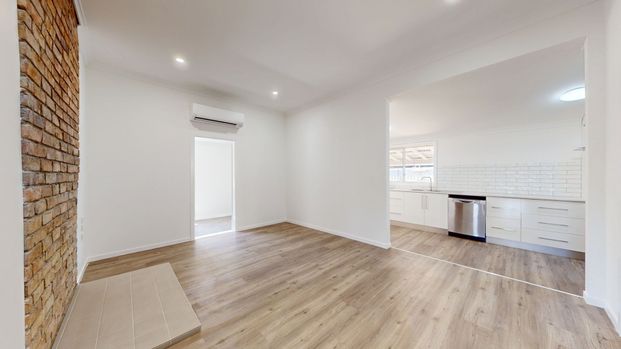 Renovated Beauty in Narromine - Photo 1