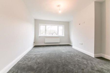 3 bedroom apartment to rent - Photo 4