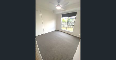 Spacious Family Living in a Prime Location! - Photo 4