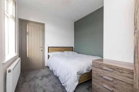 1 bedroom in a house share to rent - Photo 3