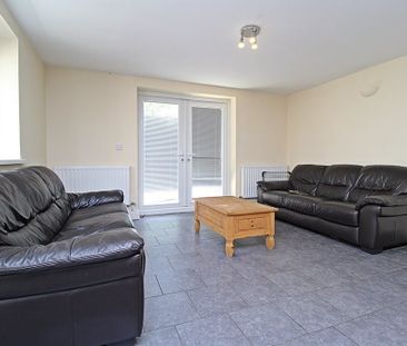 Colum Road, Cathays, Cardiff - Photo 1