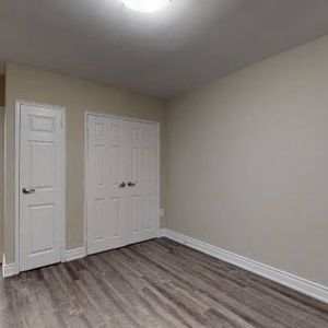 1 BEDROOM APARTMENT FOR RENT - DOWNTOWN BURLINGTON - Photo 2