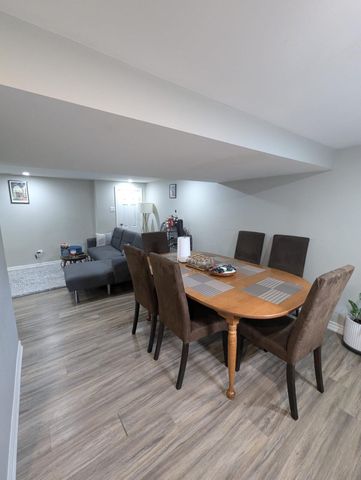 For Lease - 561 Mohawk Road, Hamilton, Ontario - Photo 3