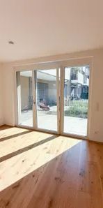 Am Bienenfeld! Moderne 2-Zimmer-Wohnung mit Terrasse und Garten in beliebter Lage zu vermieten! - Photo 1