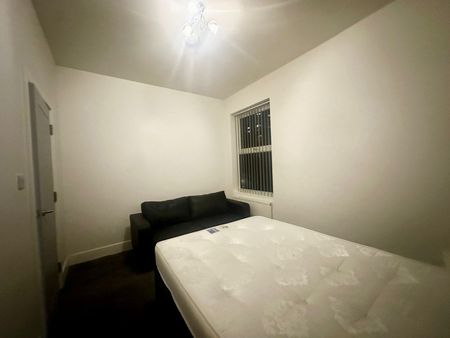 2 Bed Flat, Norfolk Street, CV1 - Photo 4