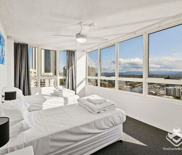 Leased --Exquisite 3-Bedroom Penthouse-Style Apartment with Breatht... - Photo 2