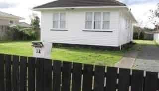 Charming 3BR Home in Papakura - Photo 5