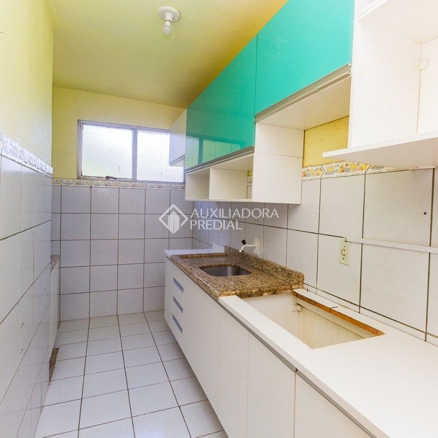 Apartamento com 2 quartos e 52m² para alugar em Jardim Itu, Porto Alegre. - Photo 1