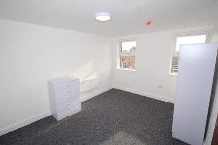 2 bedroom property to rent - Photo 3