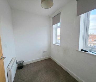 3 bedroom maisonette to rent - Photo 2