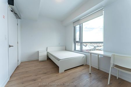 1800 Simcoe Street S #417 - Photo 5