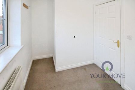 4 bedroom link detached house to rent - Photo 2
