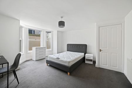 3 Bed Student Accommodation - Photo 4