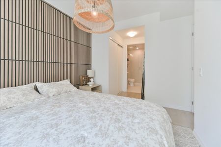 For Lease - 50 Dunfield Avenue Unit# 1220, Toronto, Ontario - Photo 2